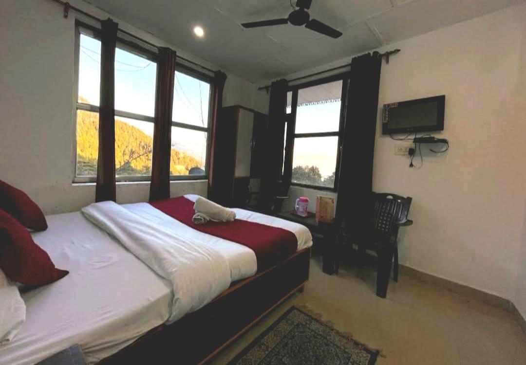 The Lake Cottage By Vrb Hotels Dharamshala Luaran gambar